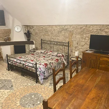 La Casetta Di Bianca Tatil Evi